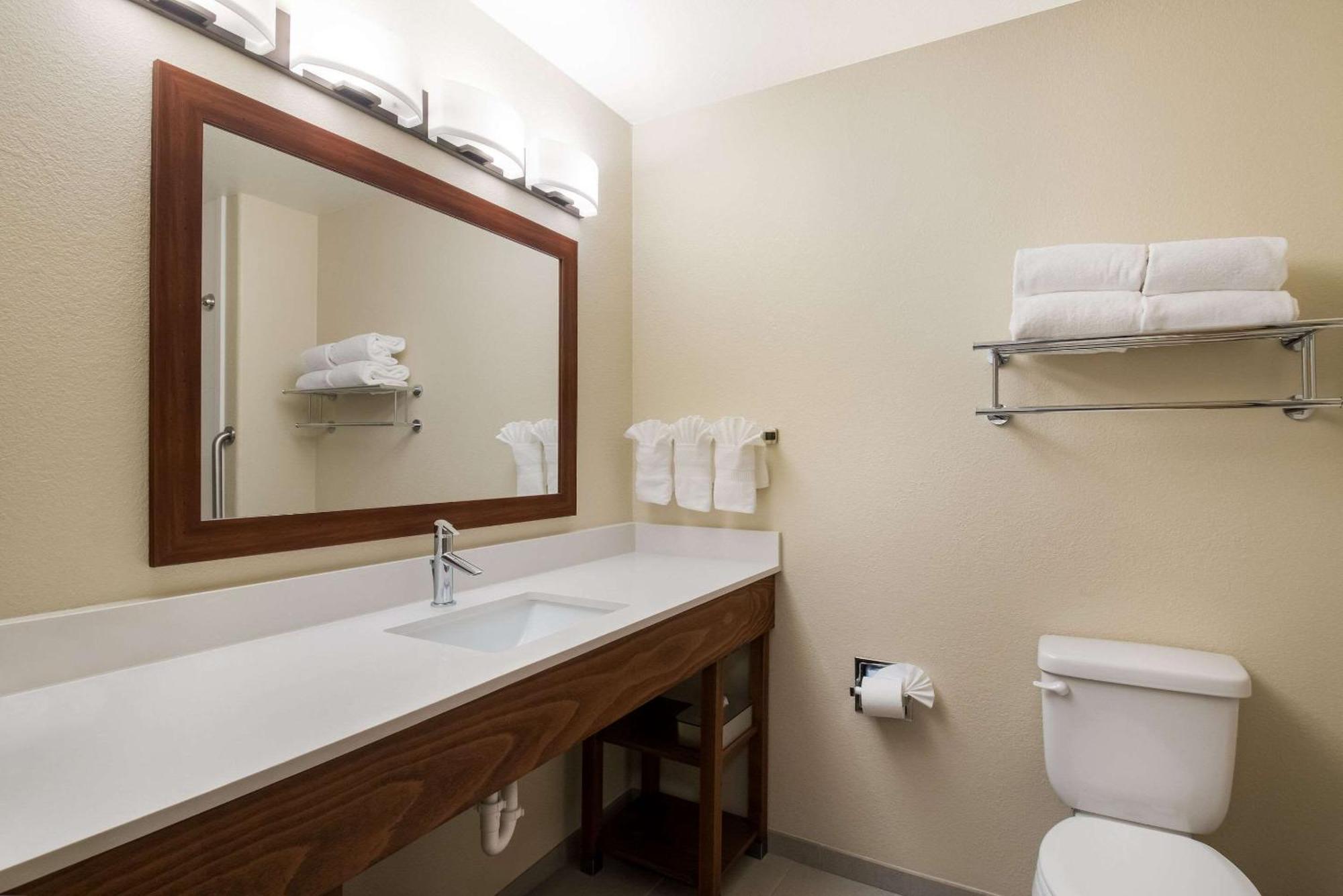 Comfort Inn פורט מורגן מראה חיצוני תמונה